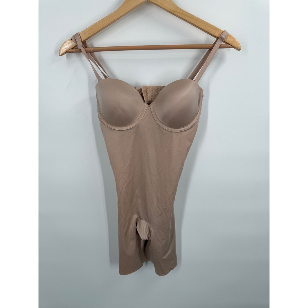 Spanx Suit Your Fancy Mid-Thigh Bodysuit Shapewear Womens Size S Smoothing